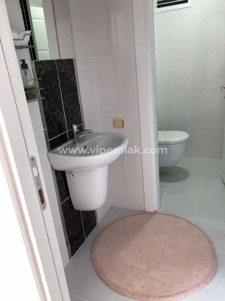 TÖMÜK ZİYAERDEN TATİL SİTESİNDE SATILIK DENİZ MANZARALI YAZLIK DAİRE