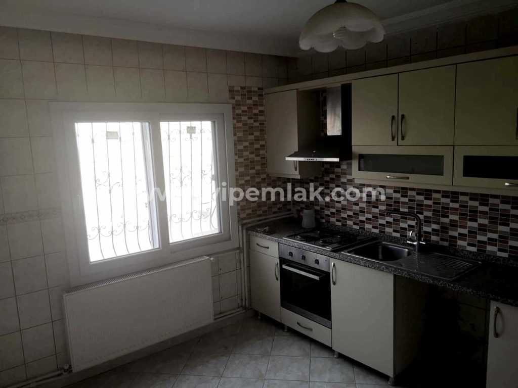 anadolu lisesi civarı 140m2 masrafsız satılık 2+1 daire
