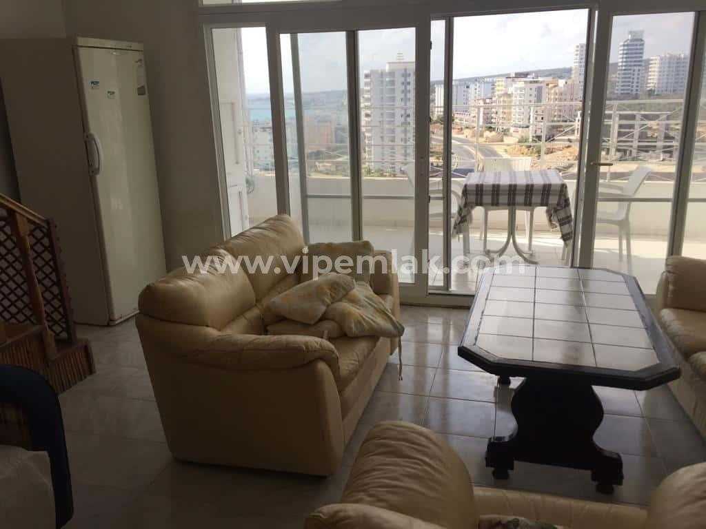 KAÇIRILMAYACAK FIRSAT ! KUMKUYU TATİL SİTESİNDE SATILIK DUBLEX DAİRE.