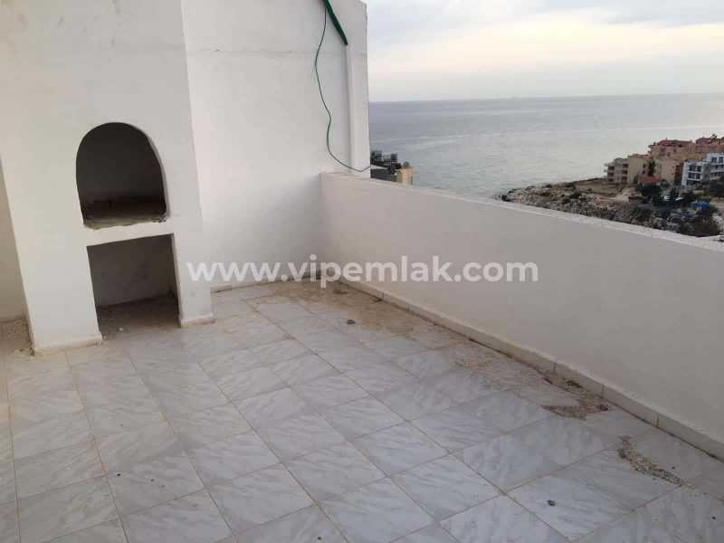KAÇIRILMAYACAK FIRSAT ! KUMKUYU TATİL SİTESİNDE SATILIK DUBLEX DAİRE.