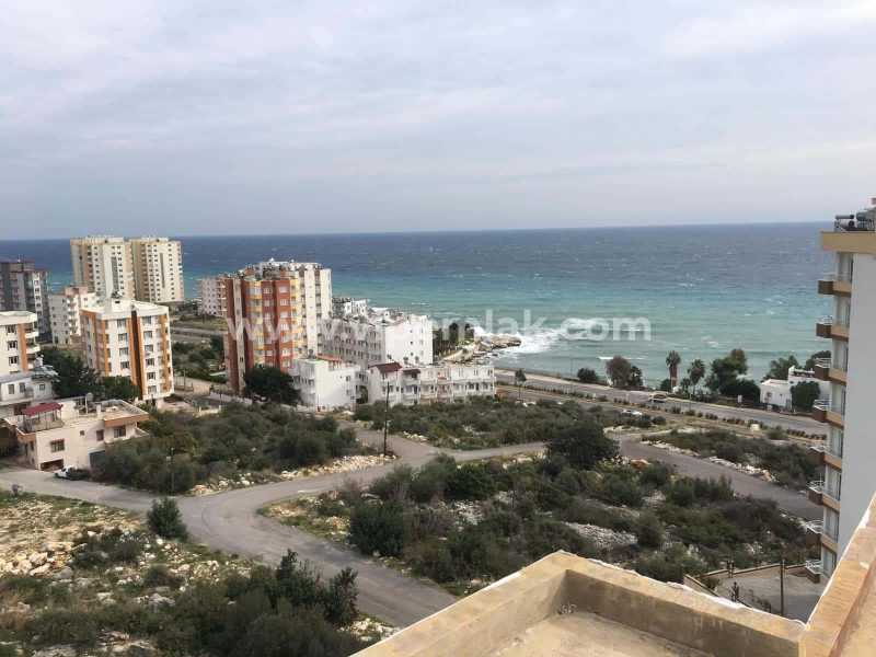 KAÇIRILMAYACAK FIRSAT ! KUMKUYU TATİL SİTESİNDE SATILIK DUBLEX DAİRE.