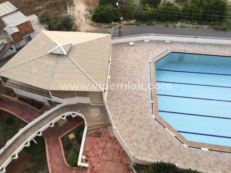 KAÇIRILMAYACAK FIRSAT ! KUMKUYU TATİL SİTESİNDE SATILIK DUBLEX DAİRE.