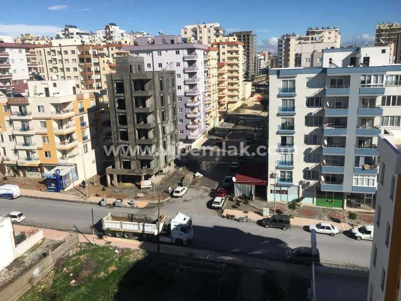 ERDEMLİ AYDINLAR SİTESİNDE SATILIK GENİŞ DAİRE