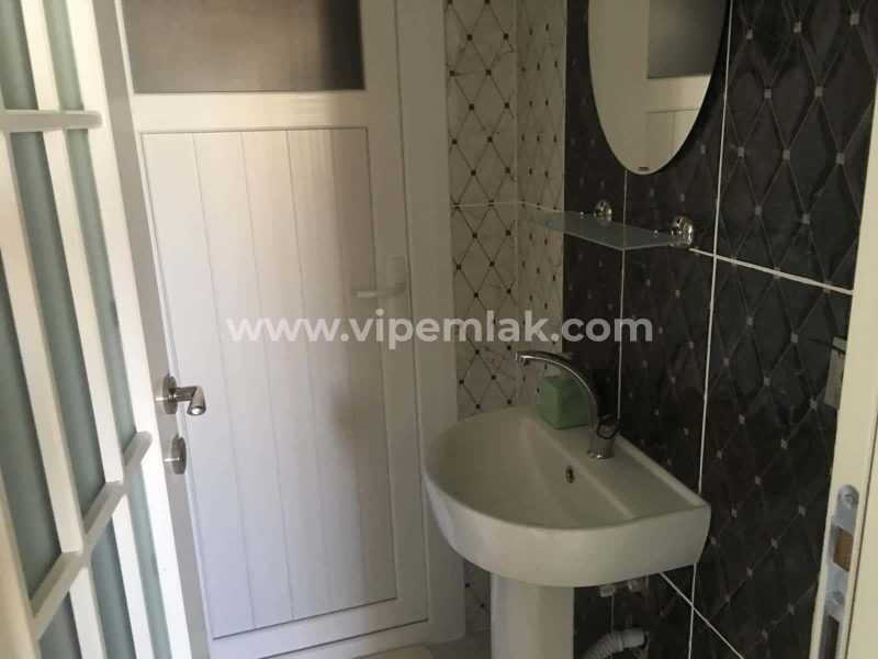 ERDEMLİ AYDINLAR SİTESİNDE SATILIK GENİŞ DAİRE