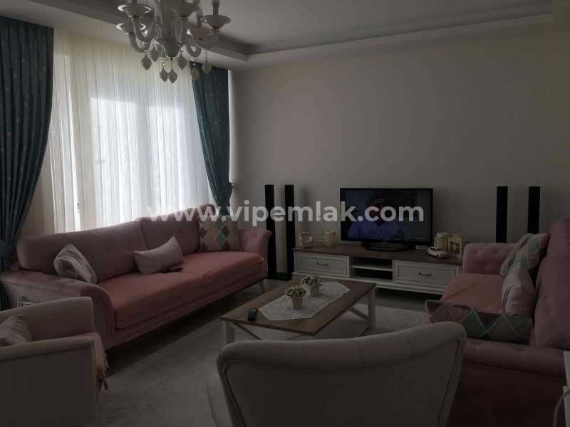 ERDEMLİ AYDINLAR SİTESİNDE SATILIK GENİŞ DAİRE