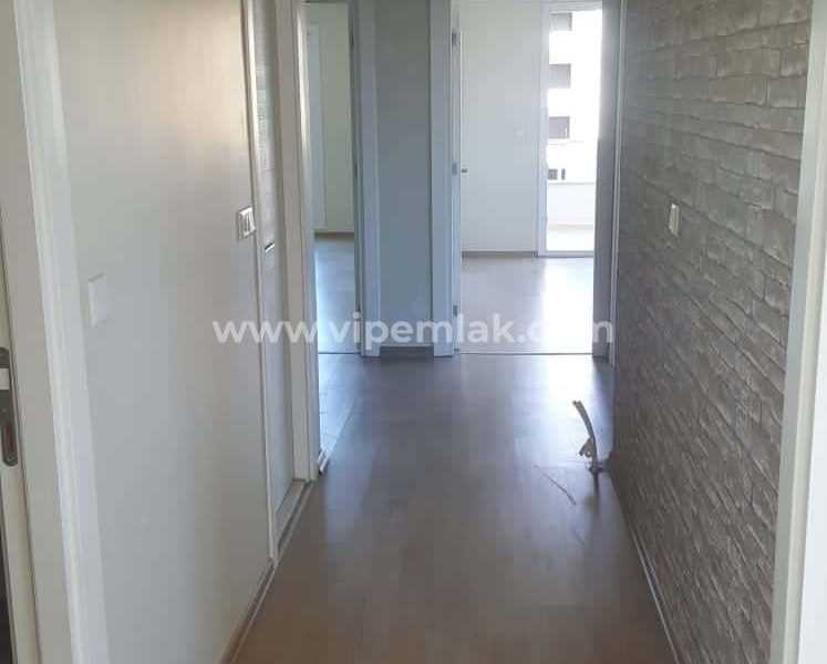 ERDEMLİ YILDIZ SİTESİNDE SATILIK UYGUN FİYATLI DAİRE