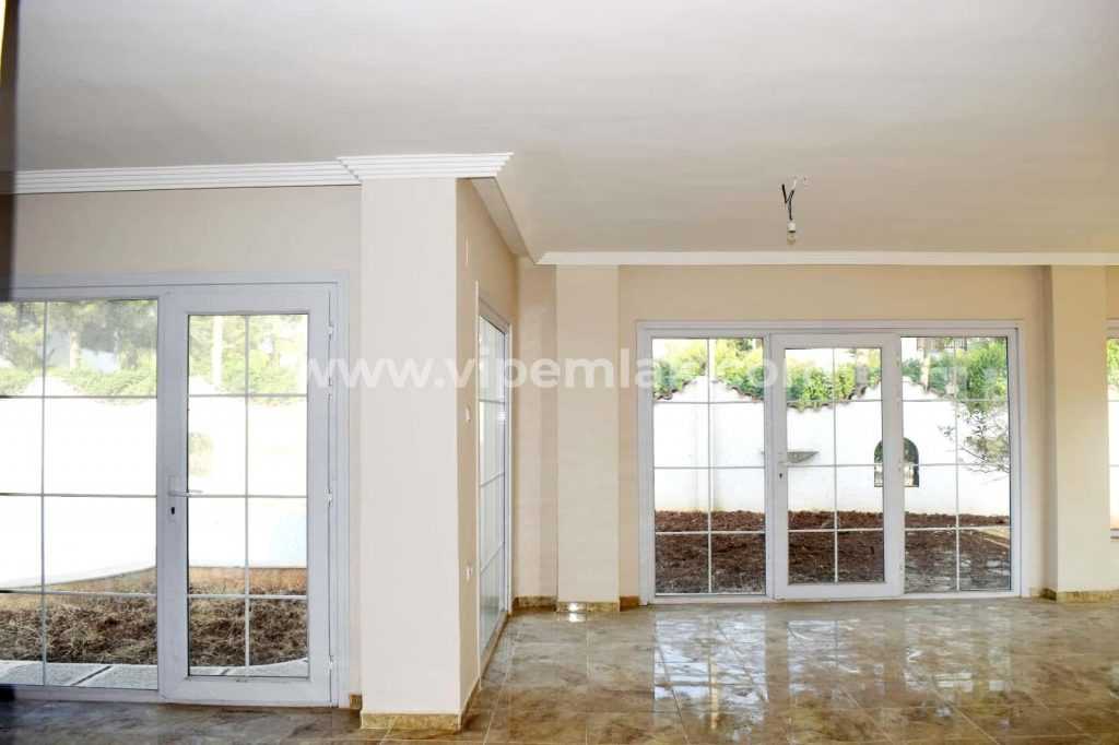 karğıpınarı bağımsız havuz bağımsız villa satılık 442m2 arsa payı