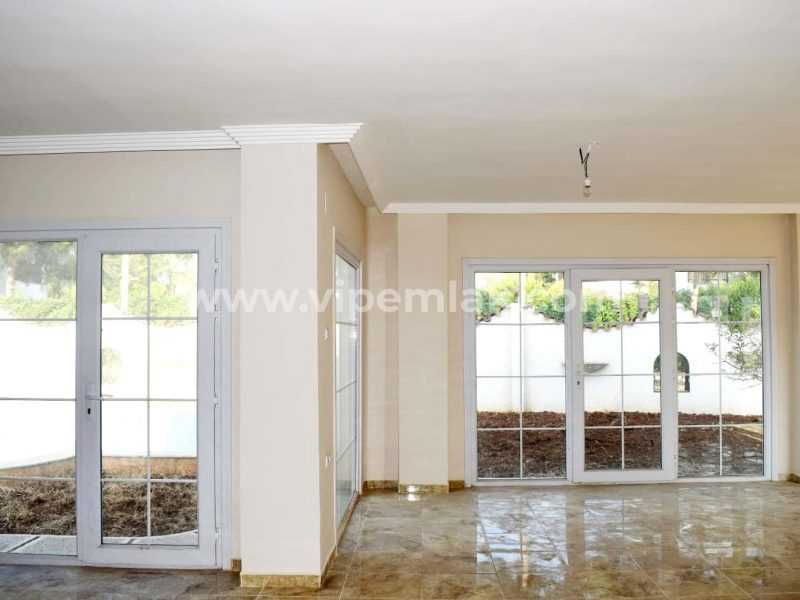 karğıpınarı bağımsız havuz bağımsız villa satılık 442m2 arsa payı