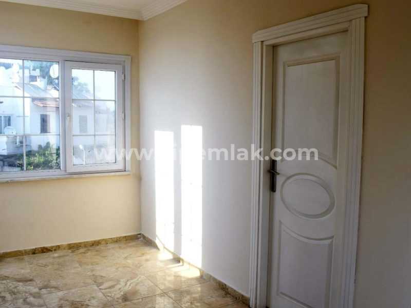 karğıpınarı bağımsız havuz bağımsız villa satılık 442m2 arsa payı