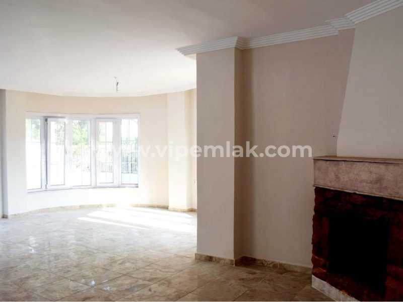 karğıpınarı bağımsız havuz bağımsız villa satılık 442m2 arsa payı