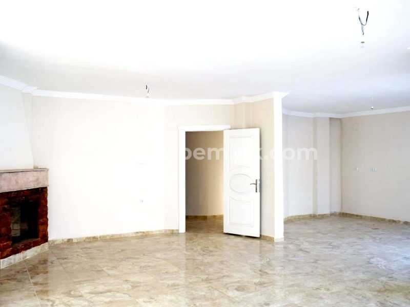 karğıpınarı bağımsız havuz bağımsız villa satılık 442m2 arsa payı