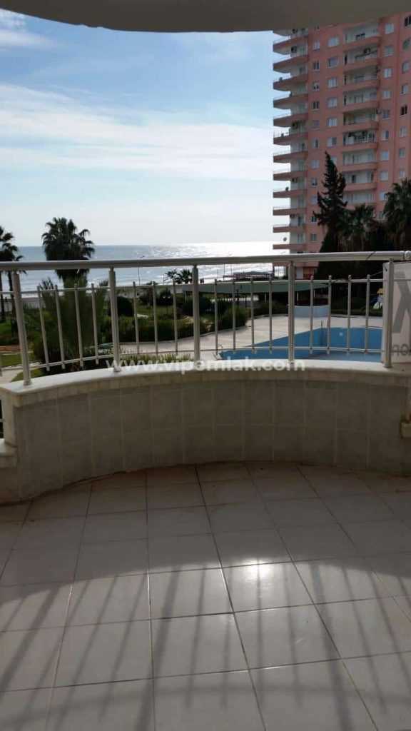 TÖMÜK ZİYAAERDEN TATİL SİTESİNDE SATILIK YAZLIK DAİRE