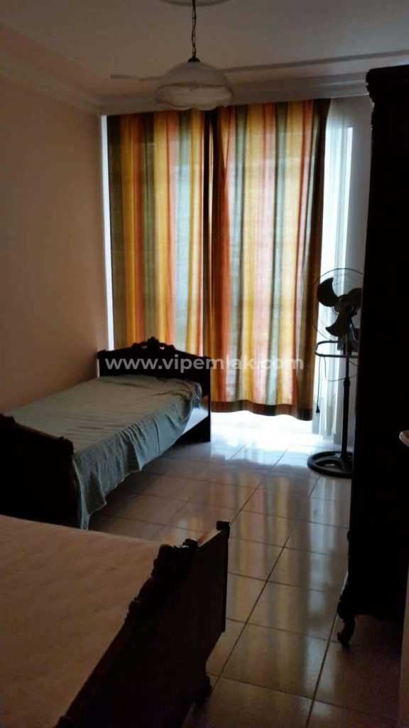 TÖMÜK ZİYAAERDEN TATİL SİTESİNDE SATILIK YAZLIK DAİRE