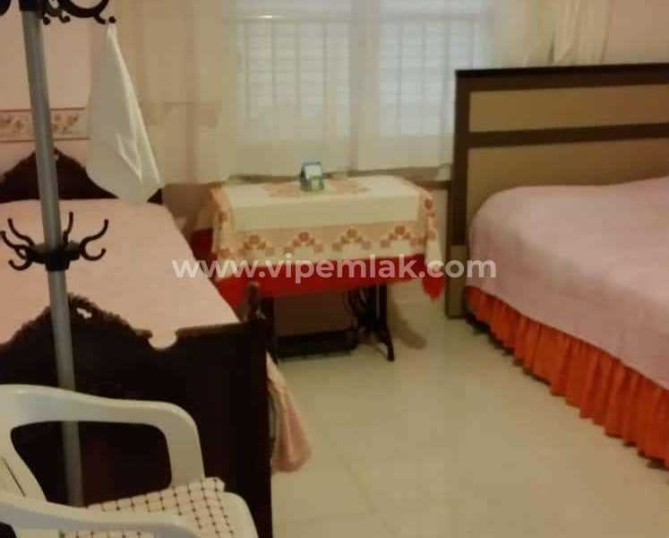 TÖMÜK ZİYAAERDEN TATİL SİTESİNDE SATILIK YAZLIK DAİRE