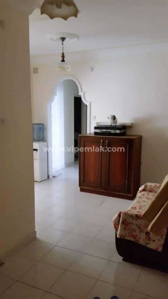 TÖMÜK ZİYAAERDEN TATİL SİTESİNDE SATILIK YAZLIK DAİRE