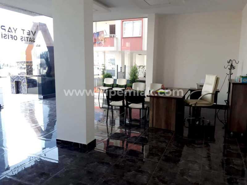 Alata mah veta yapı 70m2 genel iskanlı kiralık dükkan