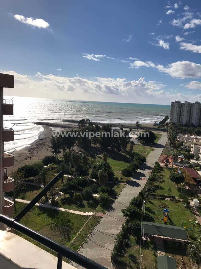Mersin Çeşmeli Altunören 2 Sitesinde Denize Sıfır Satılık Daire