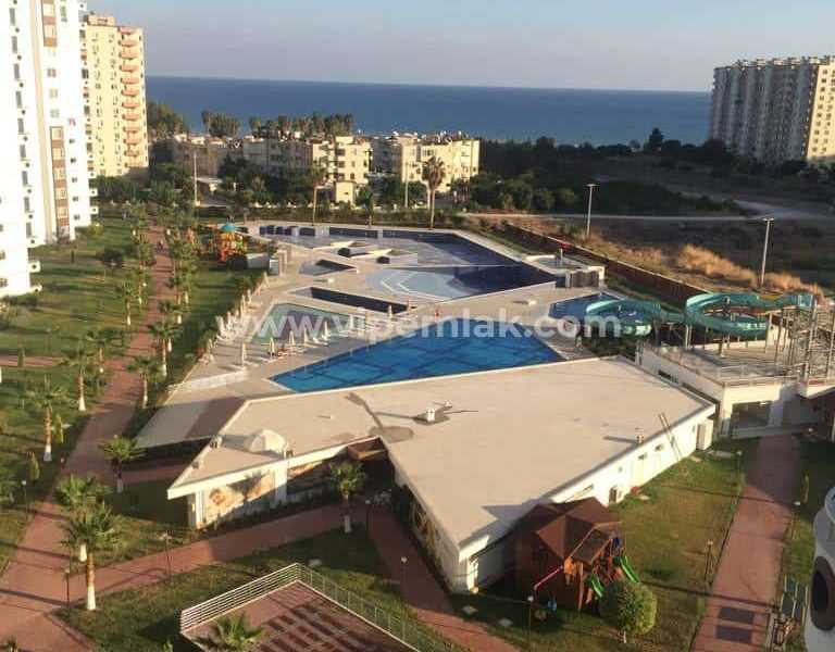 ÇEŞMELİ LİPARİS SUN CİTY DE SATILIK DAĞ DENİZ CEPHELİ YAZLIK DAİRE