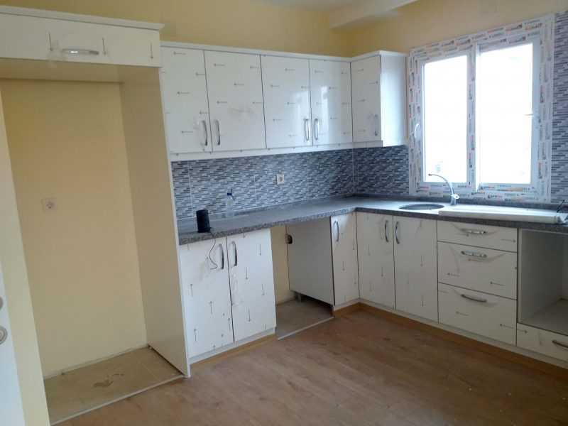 ERDEMLİ ALATA MAH. DENİZ MANZARALI EBEVEYN BANYOLU ACİL SATILIK 2+1 DAİRE