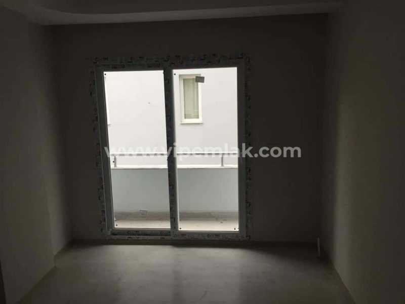 ALATA MAHALLESİNDE ACİL SATILIK KELEPİR FİYATTA SATILIK DAİRE