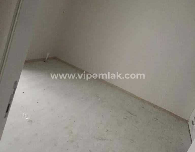 ALATA MAHALLESİNDE ACİL SATILIK KELEPİR FİYATTA SATILIK DAİRE