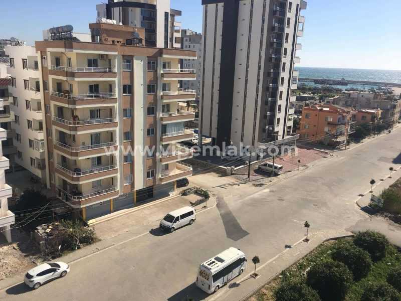 ERDEMLİ ALATA MAHALLESİNDE DENİZ MANZARALI SATILIK UYGUN FİYATLI DAİRE