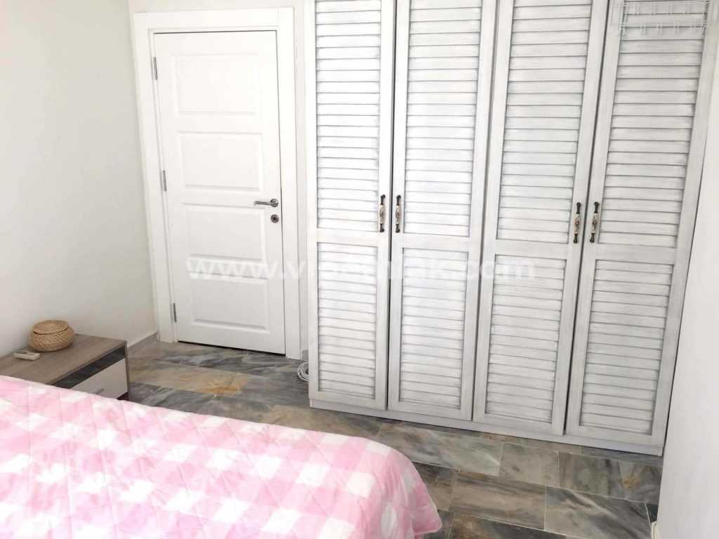 KUMKUYU ÖZEL DİZAYN SİTE İÇİ 3+1 185 M2 SATILIK DAİRE
