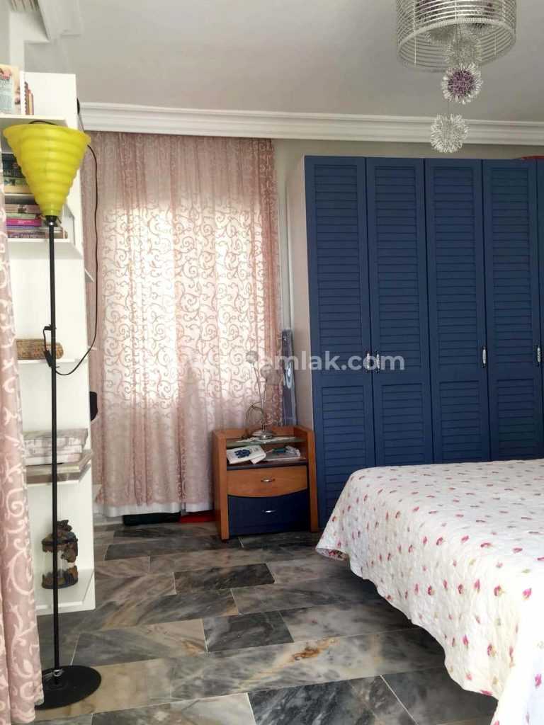 KUMKUYU ÖZEL DİZAYN SİTE İÇİ 3+1 185 M2 SATILIK DAİRE