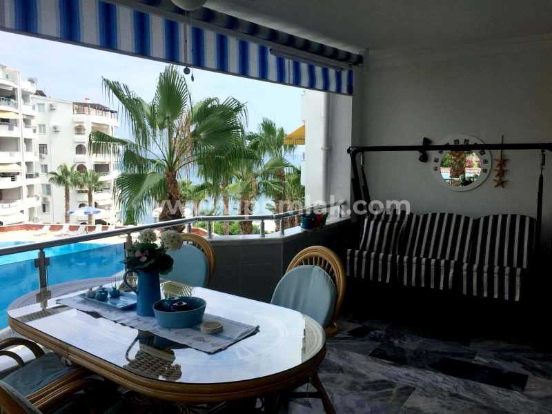 KUMKUYU ÖZEL DİZAYN SİTE İÇİ 3+1 185 M2 SATILIK DAİRE