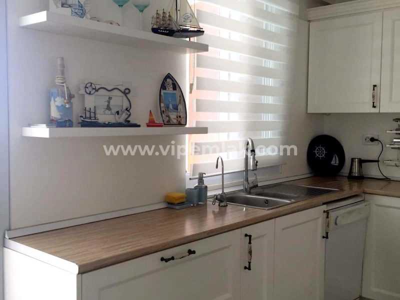 KUMKUYU ÖZEL DİZAYN SİTE İÇİ 3+1 185 M2 SATILIK DAİRE