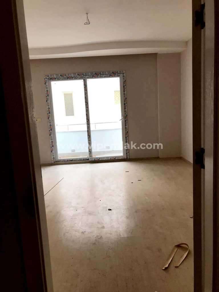 debi akademi civarı satılık 2+1 daire