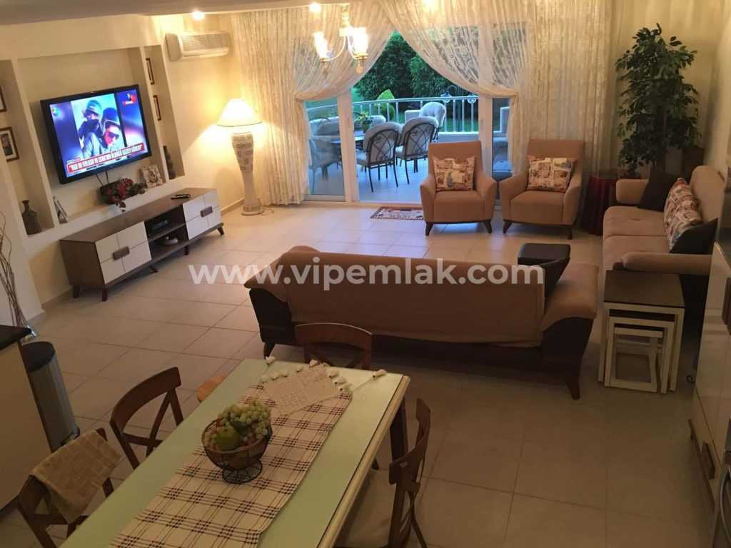 Denize sıfır satılık yazlık 3+1 175m2