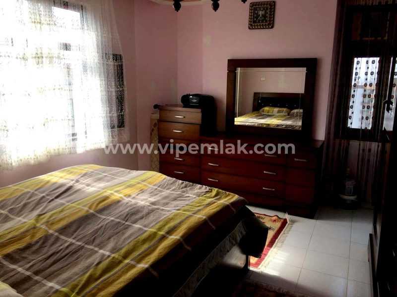 MERSİN TÖMÜKTE DENİZ MANZARALI SEYRANBAĞLARI SİTESİNDE SATILIK 3+1 YAZLIK DAİRE