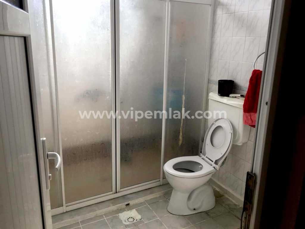 MERSİN TÖMÜKTE DENİZ MANZARALI SEYRANBAĞLARI SİTESİNDE SATILIK 3+1 YAZLIK DAİRE