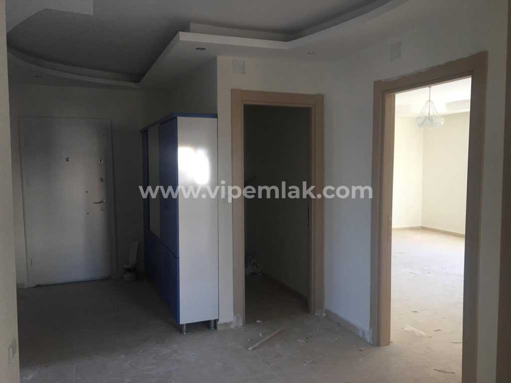 MERSİN ERDEMLİ ANA YOL KENARINDA KİRALIK SIFIR DAİRE