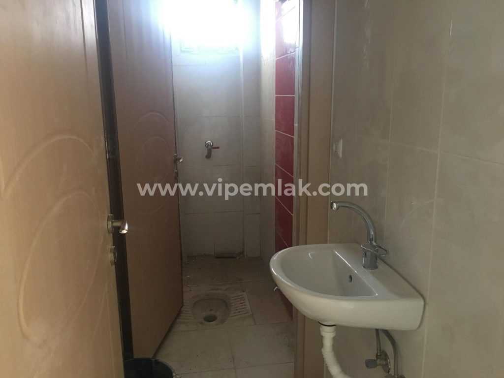 MERSİN ERDEMLİ ANA YOL KENARINDA KİRALIK SIFIR DAİRE