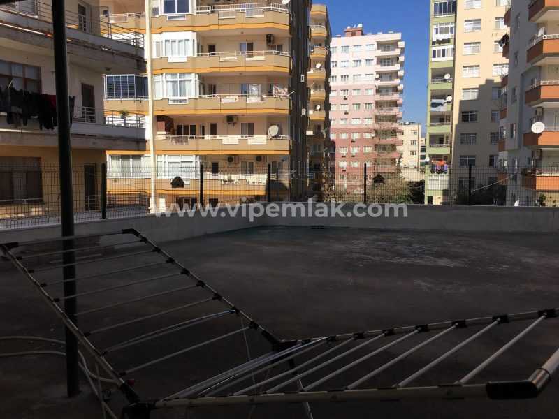 MERSİN ERDEMLİ MERKEZDE UYGUN FİYATLI SATILIK GENİŞ DAİRE