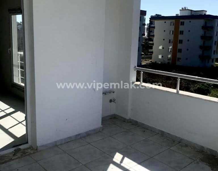 Erdemli Koyuncu’da Bağımsız Mutfak 2+1 Satılık Daire