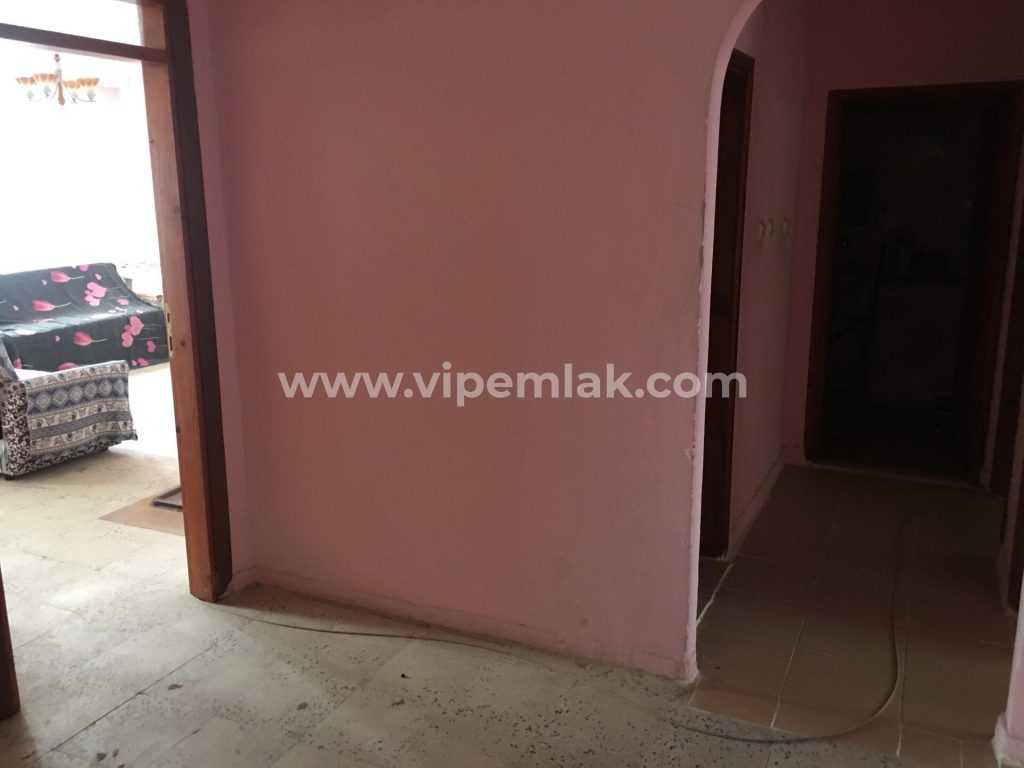 TÖMÜK ECZACILAR SİTESİNDE SATILIK YAZLIK DAİRE