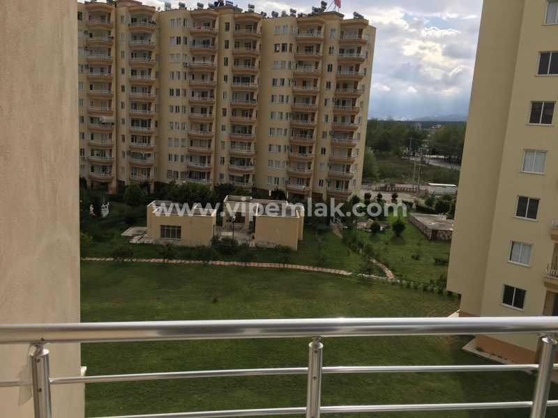 TÖMÜK AURO RESORT TA SATILIK HAVUZ CEPHELİ 2+1 YAZLIK