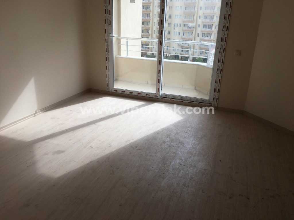 TÖMÜK AURO RESORT TA SATILIK HAVUZ CEPHELİ 2+1 YAZLIK