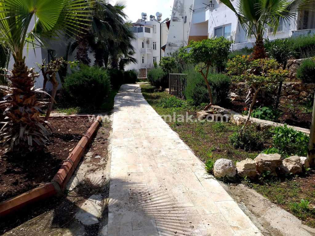 Mersin Erdemli  Ayaş  5+1 Denize Sıfır Fourlex Villa