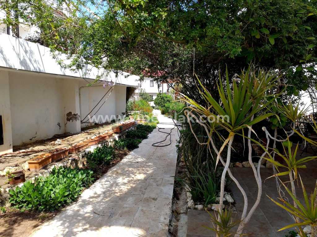 Mersin Erdemli  Ayaş  5+1 Denize Sıfır Fourlex Villa