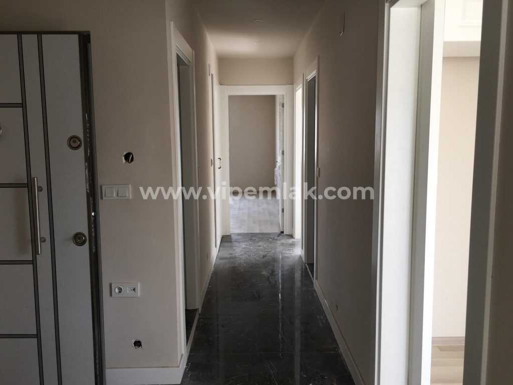 ERDEMLİ TÜRBE CADDESİNDE SATILIK 2+1 SIFIR DAİRE