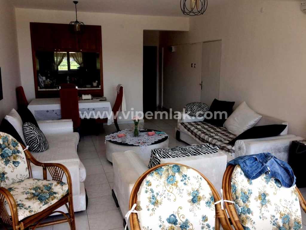 TÖMÜK ÖZALTIN SAHİL SİTESİ DENİZ MANZARALI YAZLIK 2+1 SATILIK DAİRE