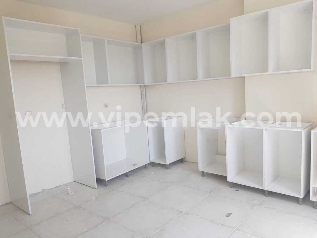 Erdemli anayol üstü satılık 2+1 4.kat 110m2