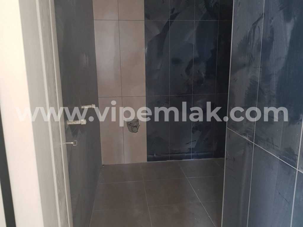 Erdemli anayol üstü satılık 2+1 4.kat 110m2