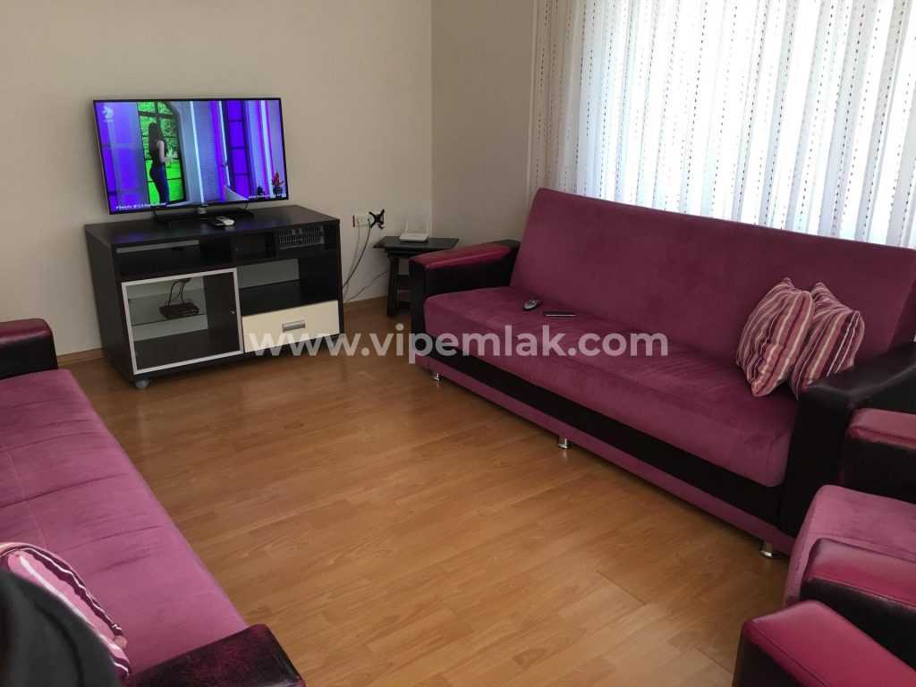 ERDEMLİ DE MERKEZİ KONUMDA SATILIK GENİŞ DAİRE