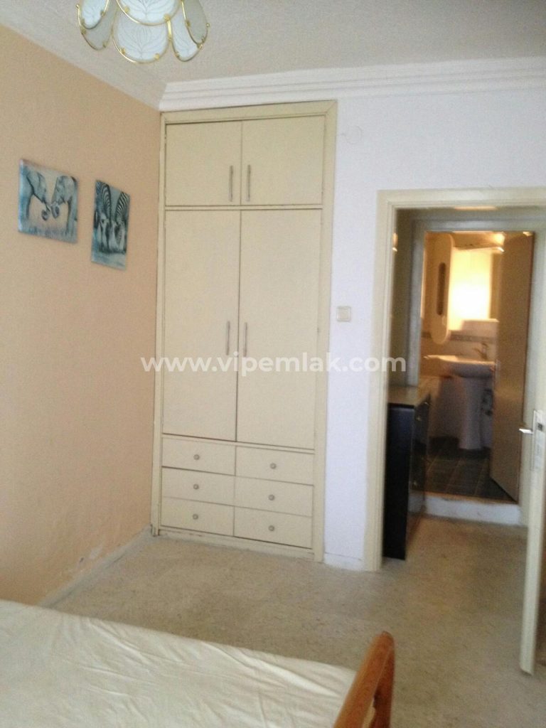 AYAŞ KORİKOS SİTESİ DENİZE SIFIR SİTE İÇİNDE EŞYALI SATILIK 1+1 DAİRE