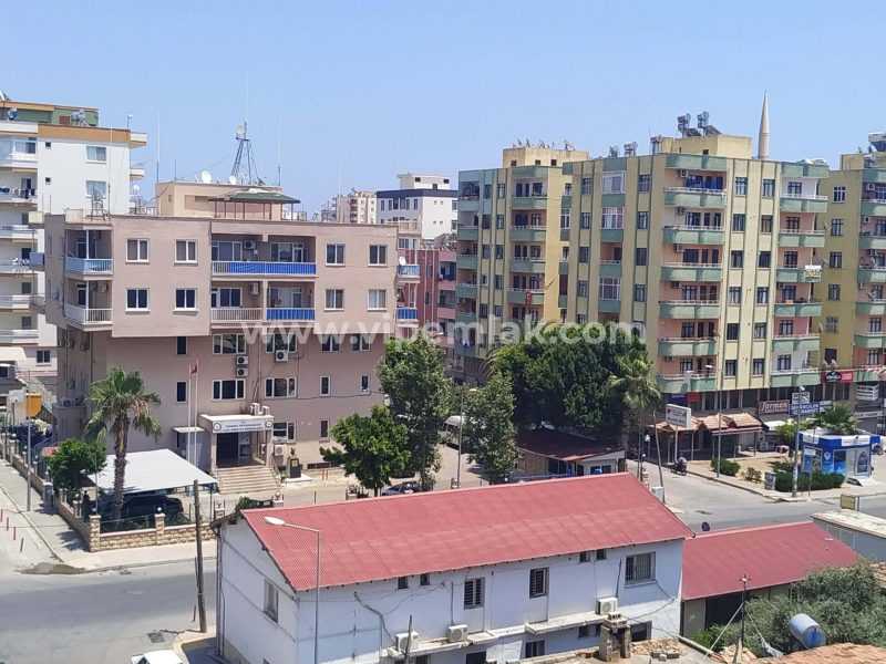 Erdemli Merkez’de Çarşıya Okula Markete Yürüme Mesafesinde Satılık Ev